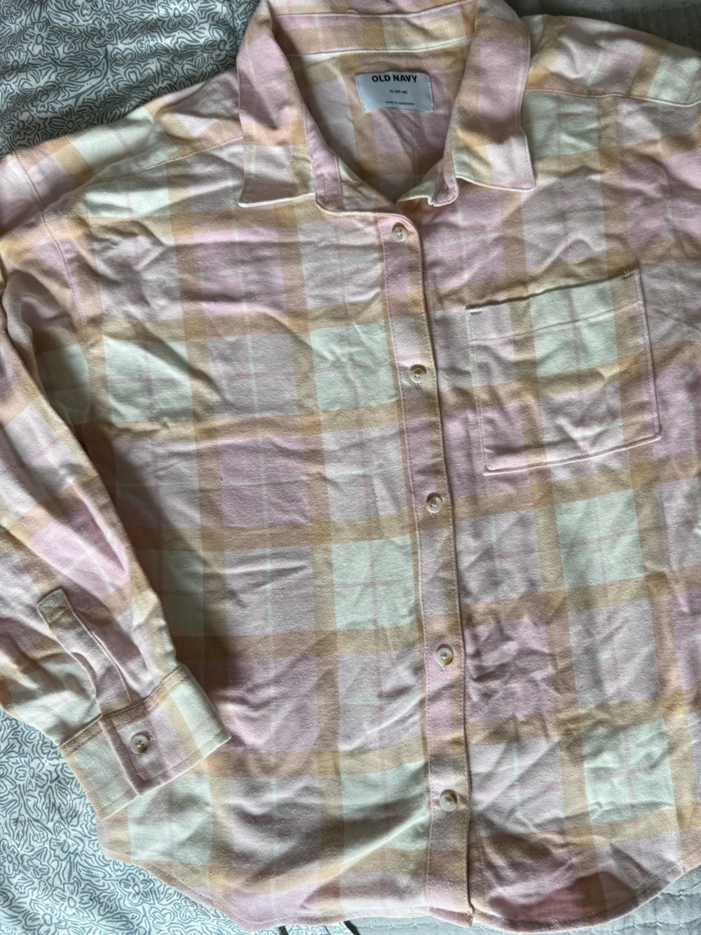 Old Navy Pink and Cream Plaid Button-Up Shirt